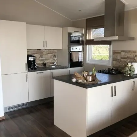 Ferienhaus Fur 4 Personen Ca 70 M In Bovenkarspel, Nordholland Ijsselmeer *